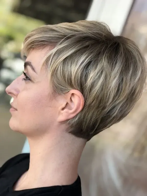 Técnicas de finalização para cabelos curtos e ralos