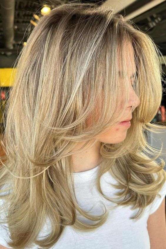 Como escolher o corte perfeito para seu cabelo alisado