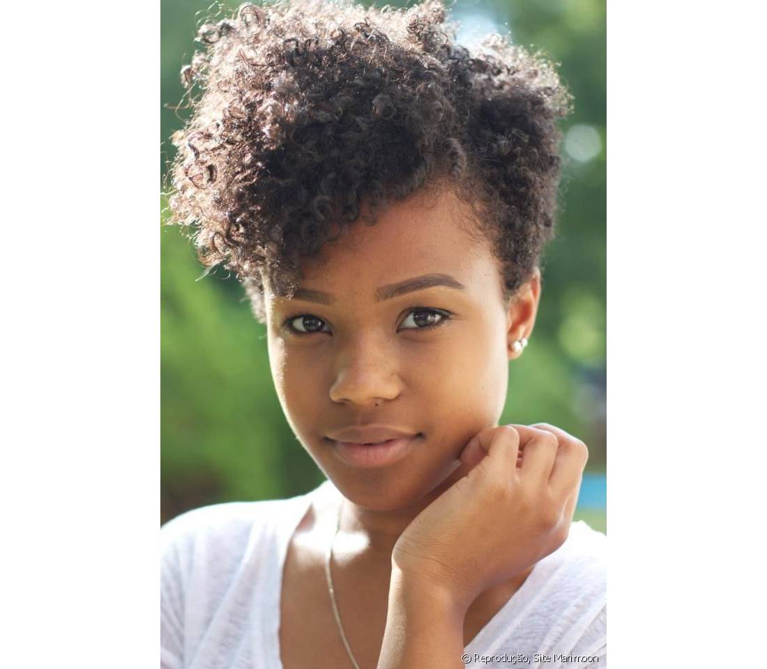 Como adaptar o corte asa delta para cabelos cacheados