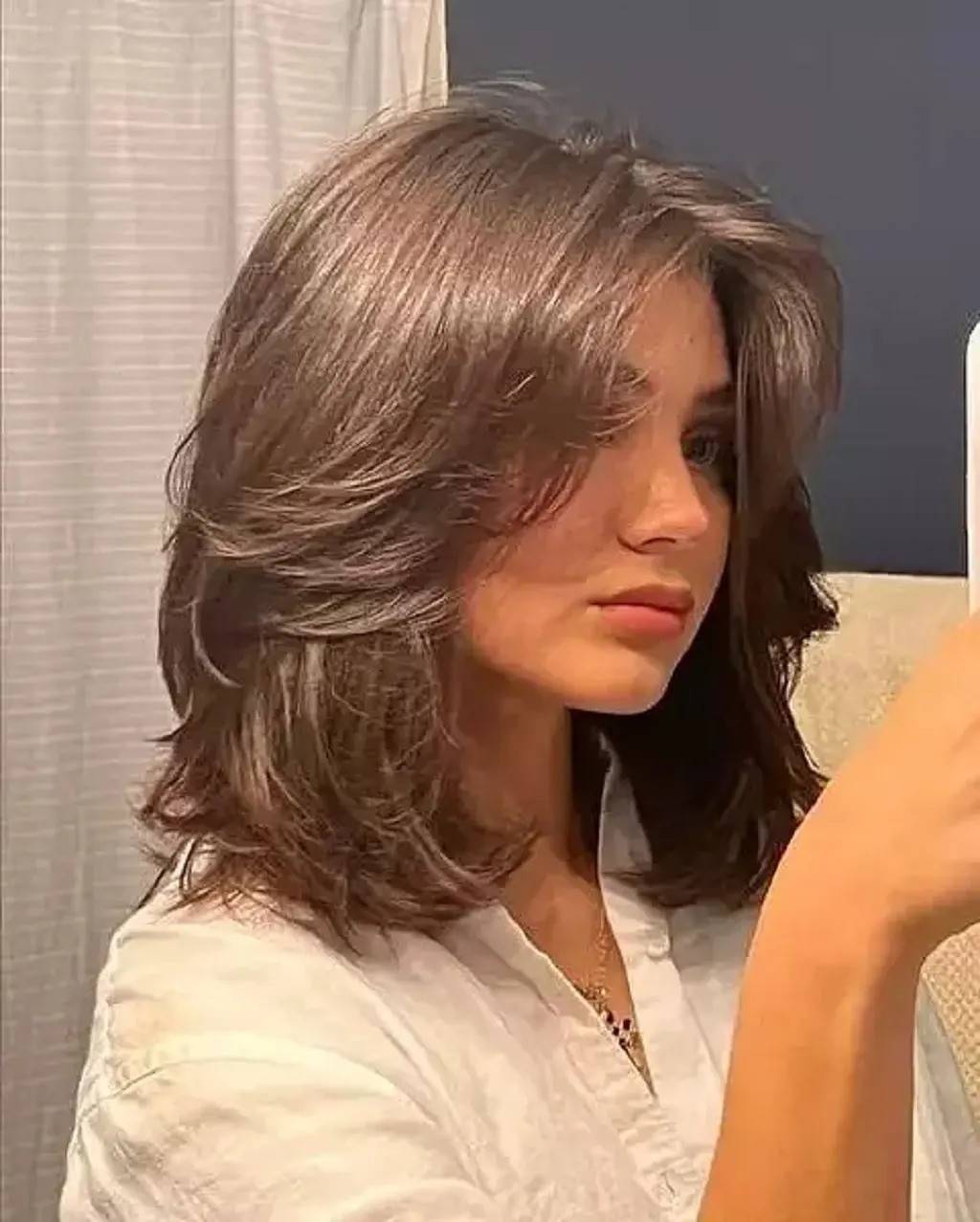 corte borboleta para cabelo médio