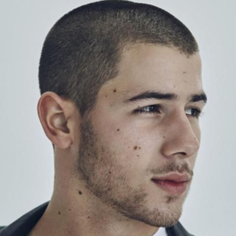 Buzz Cut e Visagismo: Encontre o Estilo Ideal para o Seu Rosto