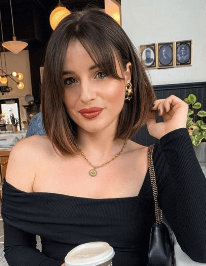 corte chanel de bico para rosto oval