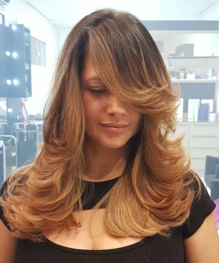 ideias de corte de cabelo com franja lateral para inspirar
