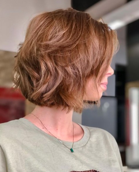 corte pixie desfiado em camadas
