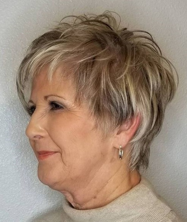 Guia Completo: Como o Pixie Cut Rejuvenesce Mulheres Acima dos 60 Anos