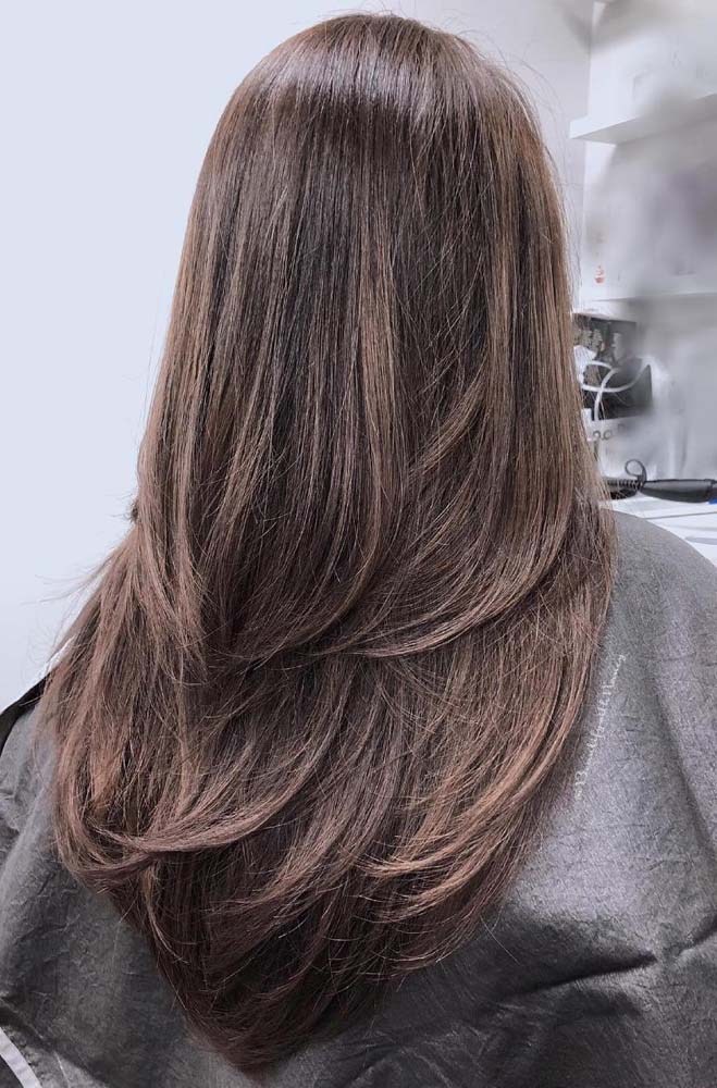 corte de cabelo em camadas liso