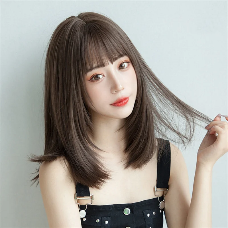 5 ideias de títulos:
1. Descubra os Cortes de Cabelo Coreanos que Estão Dominando as Tendências
2. Hush Cut vs. Wolf Cut: Qual o Corte Coreano Ideal para Você?
3. Franja Coreana: O Guia Completo para Adotar o Estilo See-Through Bangs
4. Corte 2 em 1: A Tendência Viral Coreana que Transforma seu Visual
5. Hime Cut: O Corte Assimétrico Coreano que Você Precisa Conhecer