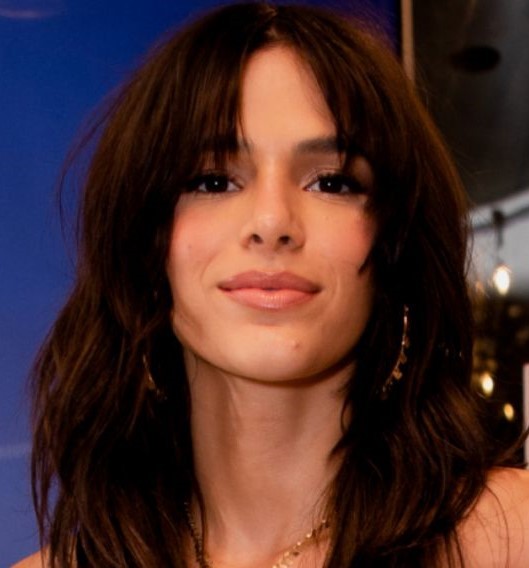 Além do corte: Penteados e acessórios que complementam as tendências de 2026