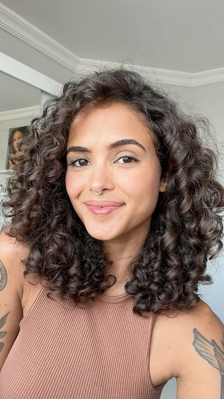 Shag ou Kitty Cut: Descubra o Melhor para Seu Tipo de Cacho