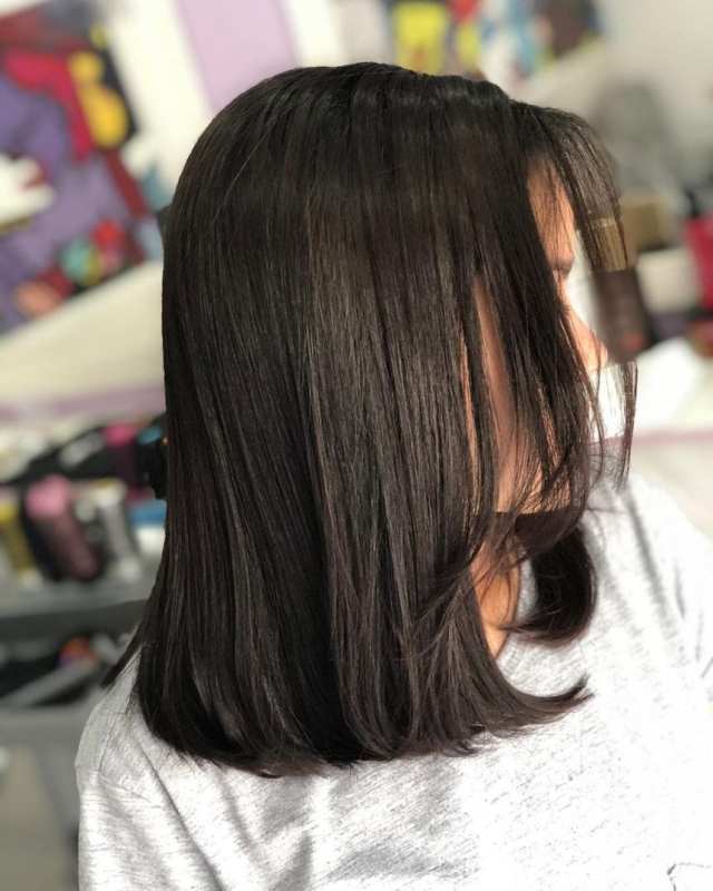 corte medio liso com muito volume