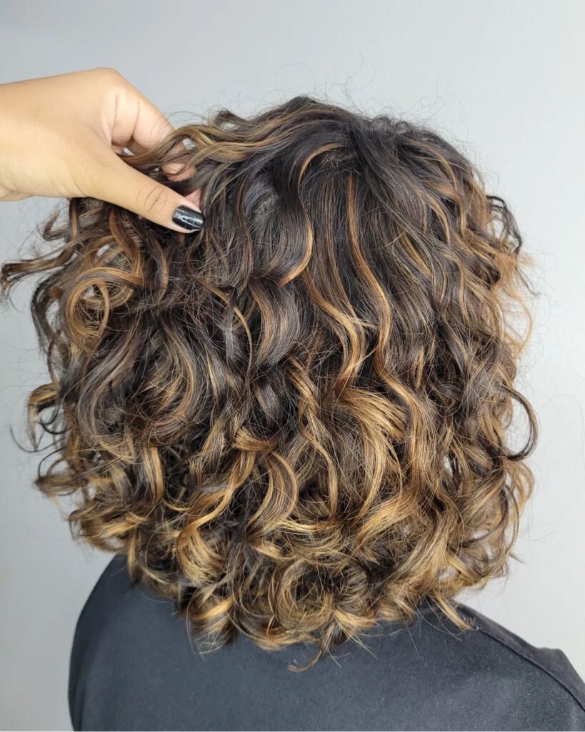 Corte De Cabelo Feminino Medio Ondulado
