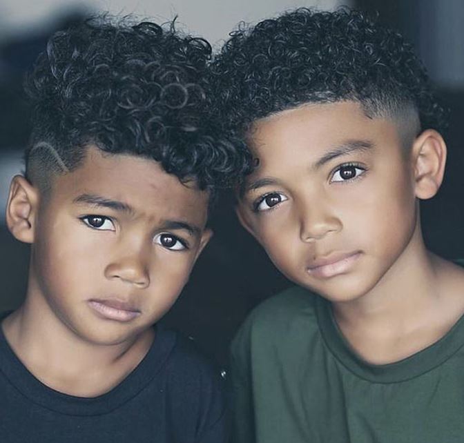 Cortes Masculinos para Cabelo Cacheado Infantil: Tendências e Dicas