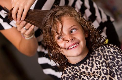Cortes Masculinos para Cabelo Cacheado Infantil: Tendências e Dicas