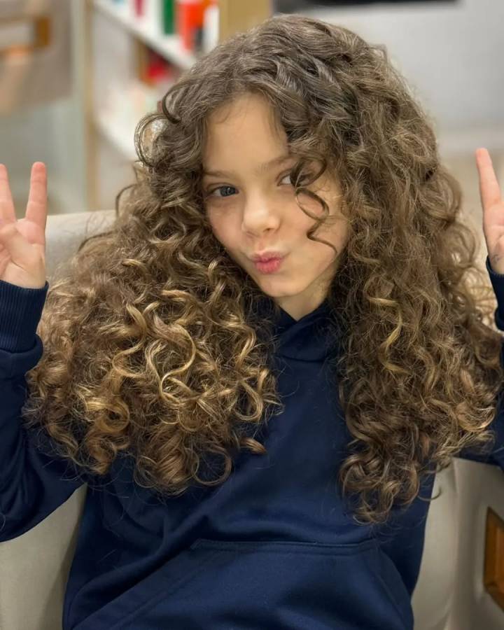 corte de cabelo infantil cacheado