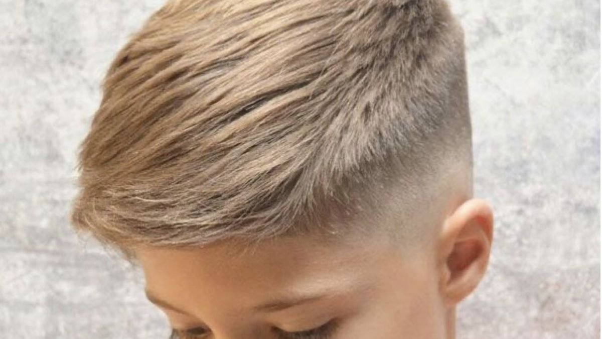 5 ideias de títulos:
1. Cortes de Cabelo Masculino Infantil: Guia Completo para Pais
2. Estilos de Corte para Meninos: Do Clássico ao Moderno
3. Como Escolher o Corte de Cabelo Ideal para o Seu Filho
4. Tendências de Cortes Infantis Masculinos para 2024/2025
5. Dicas Práticas para o Momento do Corte de Cabelo Infantil