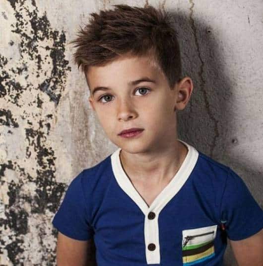 corte de cabelo infantil masculino liso grande