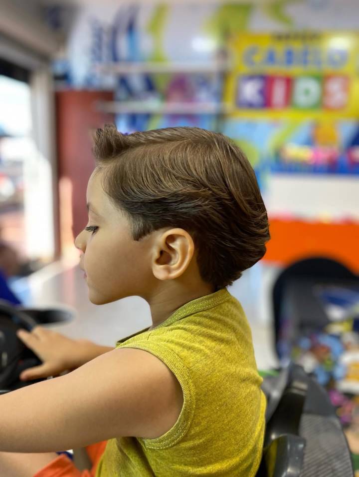 Cortes para Cabelos Cacheados e Crespos em Meninos: Valorize a Textura Natural