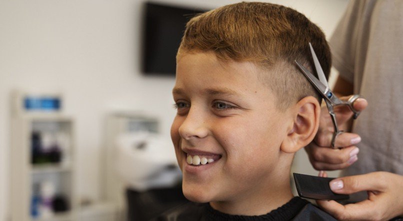 corte de cabelo infantil masculino para cabelo crespo