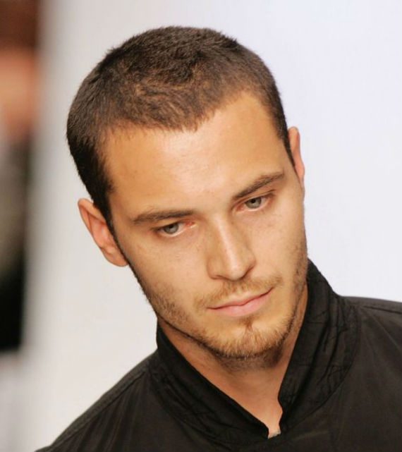 corte de cabelo na máquina 4 masculino