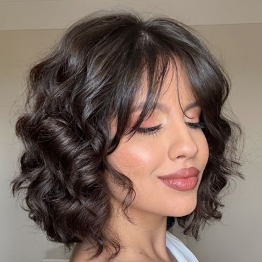 corte de cabelo ondulado curto