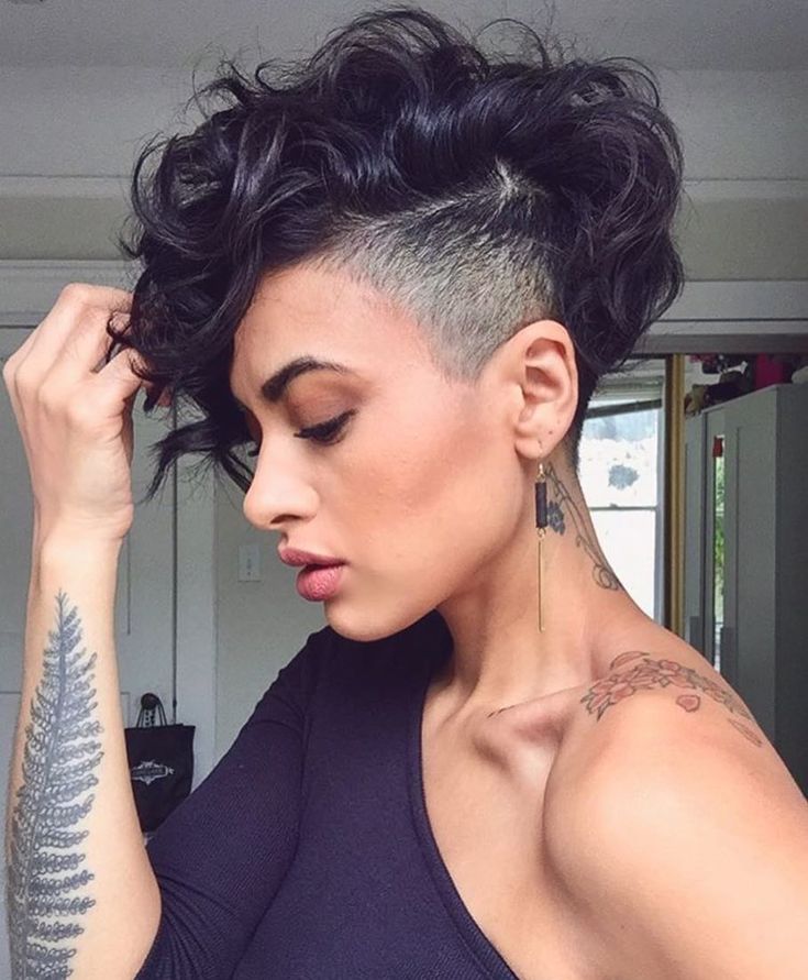 Inspirações de desenhos e risquinhos para sidecut feminino