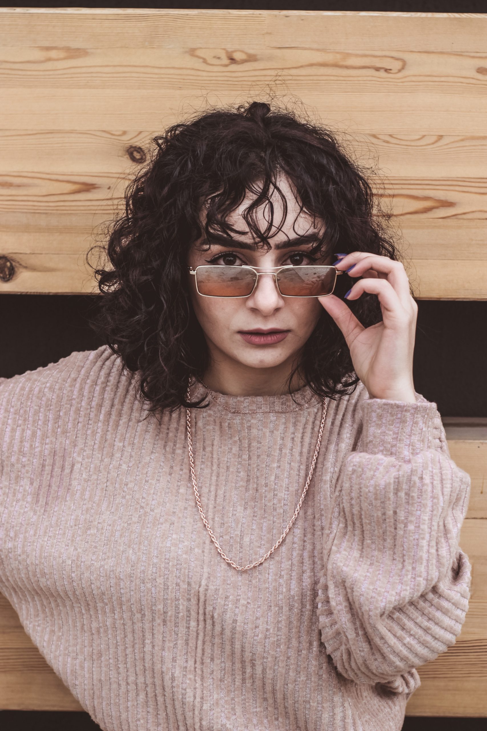 Desvendando o Shag e o Mullet: As Raízes do Wolf Cut Moderno