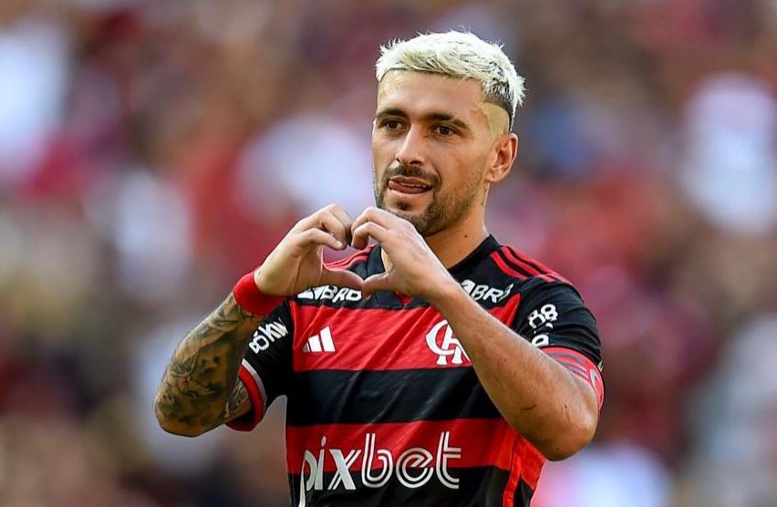 estilo de cabelo jogador de futebol