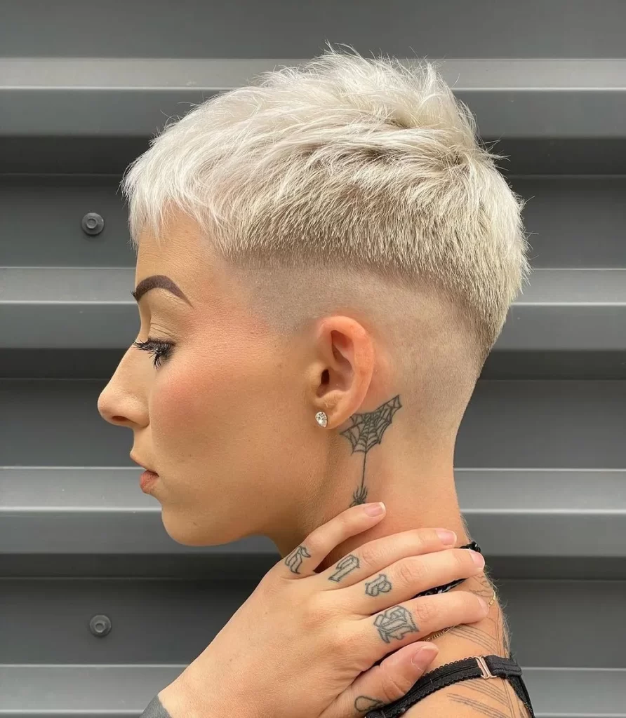 Navalhado (Bald Fade)