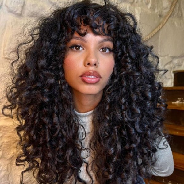 Shaggy Hair: o corte que voltou com tudo para os cachos