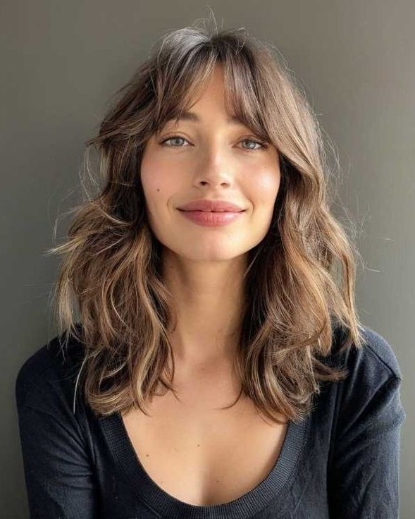 Transforme seu Visual: Os Melhores Cortes Masculinos para Afinar o Rosto Redondo