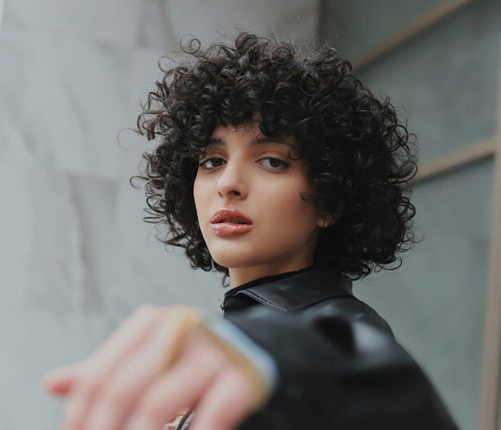 volume cabelo cacheado curto