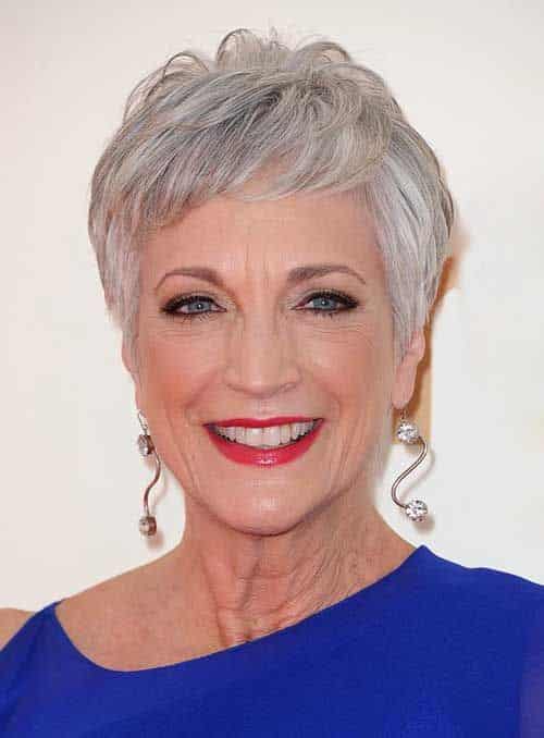 Visagismo e Cor: Escolhendo o Corte Perfeito que Rejuvenesce