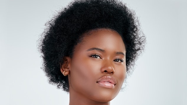 cortes de cabelo crespo para quem tem pouco cabelo
