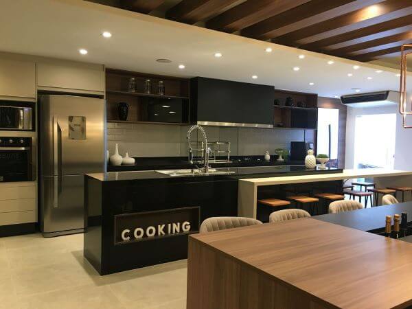 cozinha americana moderna cinza