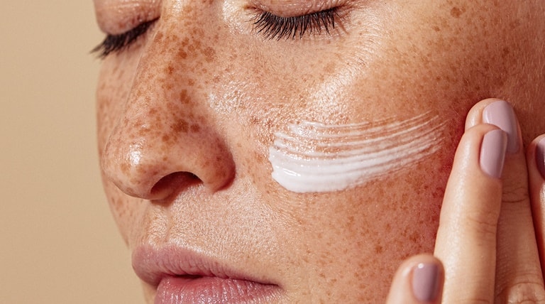 5 ideias de títulos:
1. Guia Completo: Os Melhores Hidratantes Faciais para Pele Oleosa em 2024
2. Controle de Oleosidade e Hidratação: Como Escolher o Produto Ideal para Sua Pele
3. Rotina de Skincare: Dicas Essenciais para Peles Oleosas e com Tendência a Acne
4. Protetor Solar Facial: A Importância do FPS na Proteção Diária da Pele
5. Comparativo: Neutrogena Hydro Boost vs. La Roche-Posay Effaclar Mat - Qual o Melhor para Você?