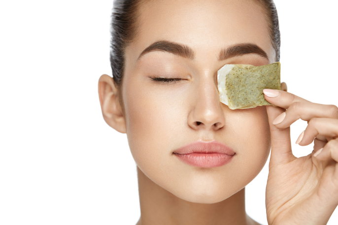 erros comuns ao usar creme para os olhos