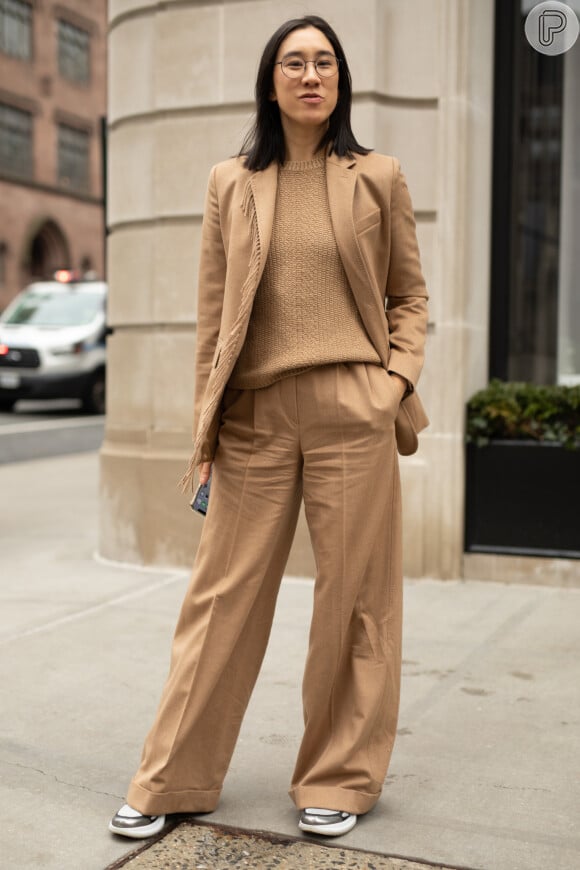 Guia Completo: Como Usar Apps de IA para Criar Looks Incríveis