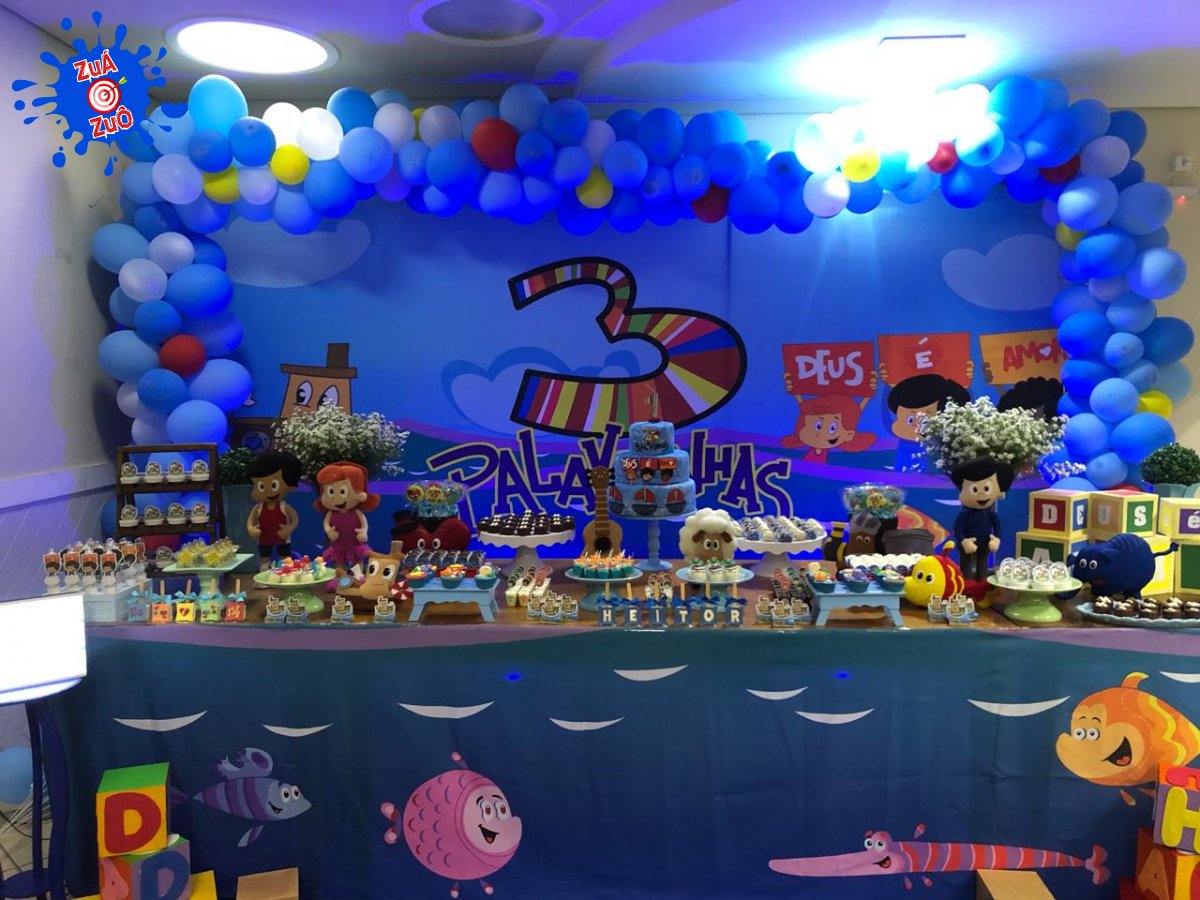 Tendências de Decoração Infantil 2026: Balões Desconstruídos e Tecidos