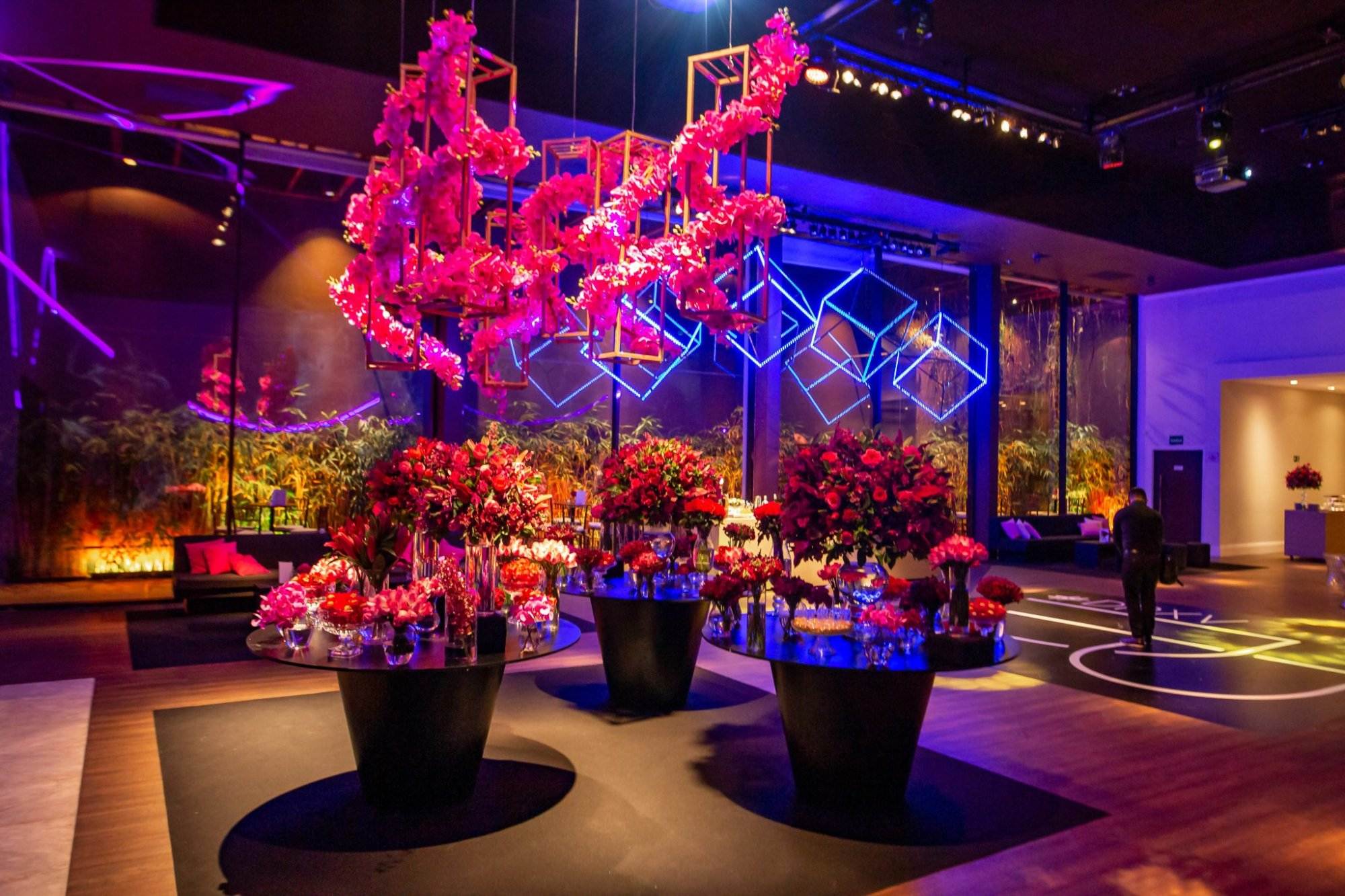 Como Combinar Rosa e Dourado na Decoração de 15 Anos para um Efeito Luxuoso