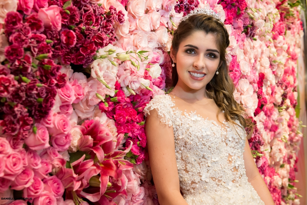 Iluminação LED para Festa de 15 Anos: Crie Ambientes Dinâmicos e Inesquecíveis