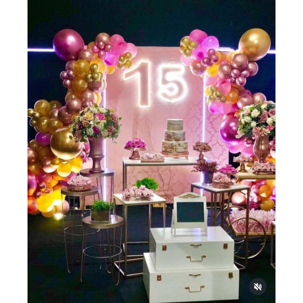 Tendências de Cores para Festas de 15 Anos em 2025 e 2026: Do Rosa Millennial ao Maximalismo