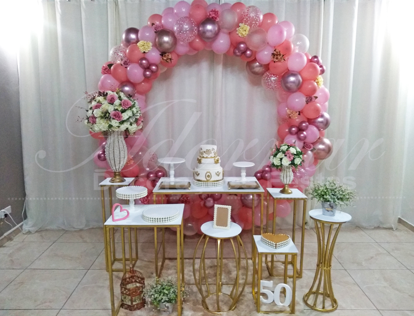 Como Combinar Rosa e Dourado na Decoração de 15 Anos para um Efeito Luxuoso