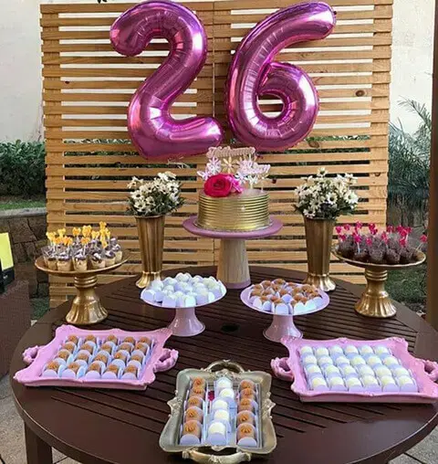 decoração de aniversário simples feminina