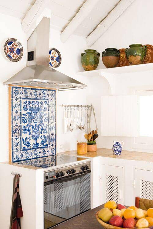 cozinha portuguesa com madeira