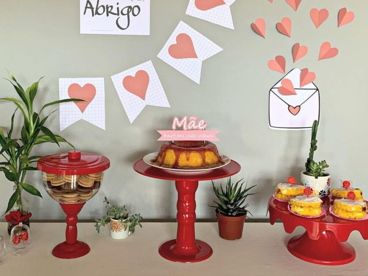 decoração mesa dia das mães com rosas