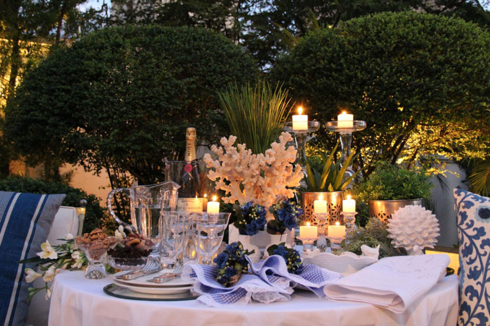 Decoração de Ano Novo para Apartamentos Pequenos e Jantares a Dois