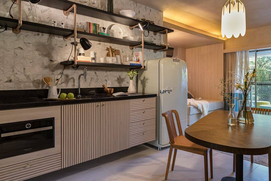 Guia Completo: Vintage vs. Retrô na Decoração de Interiores