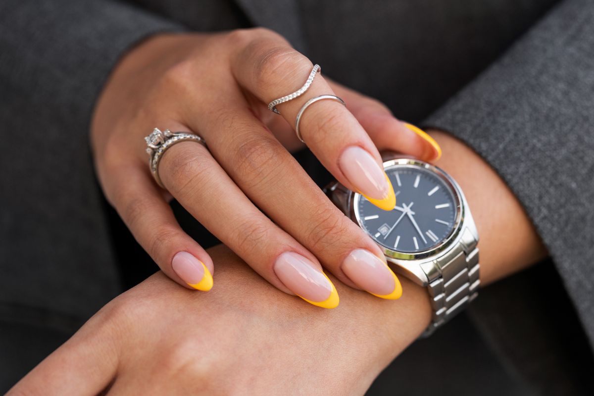 unhas em gel simples e elegantes