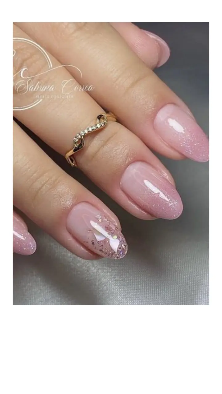 unhas em gel tons pastel
