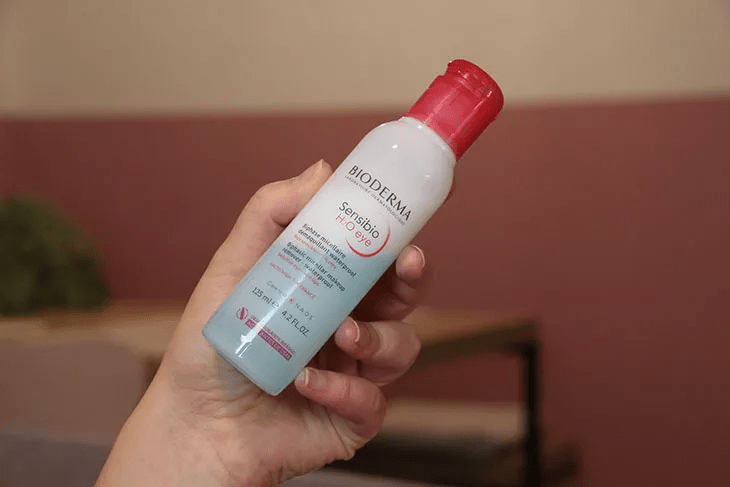 L'Oréal e Mary Kay; Demaquilantes Profissionais: Vale a Pena Investir em Lancôme e Clinique?